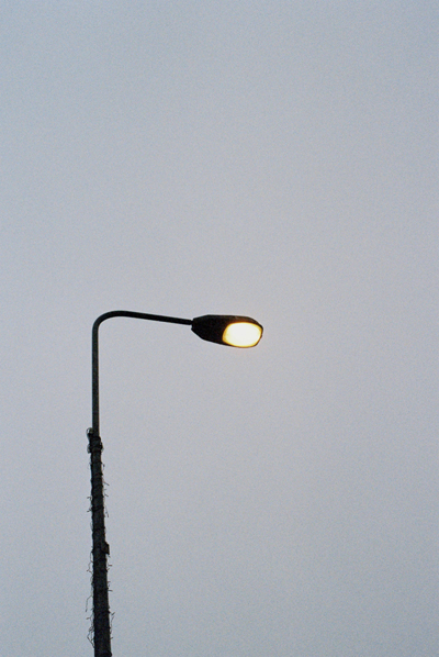 Lonely | Unig by Cardiff to the See