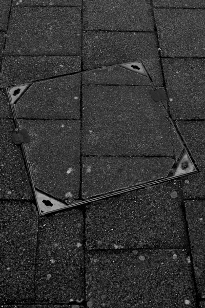 Llawr - Cardiff to the See