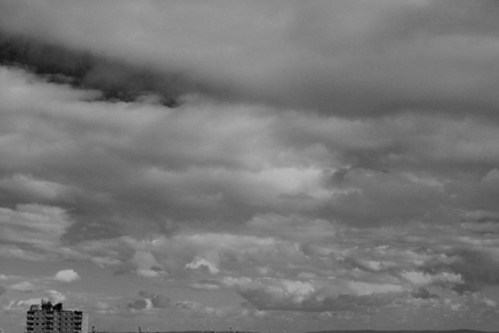 in-the-corner-yn-y-gornel-by-cardiff-to-the-see